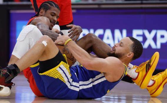 开云体育-对抗、冲突、流血！90年代的NBA似乎回来了